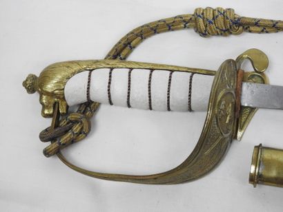 ITALIE. Sabre d'officier de marine, fusée...