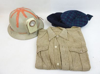 FRANCE. Lot divers composé d'une chemise...