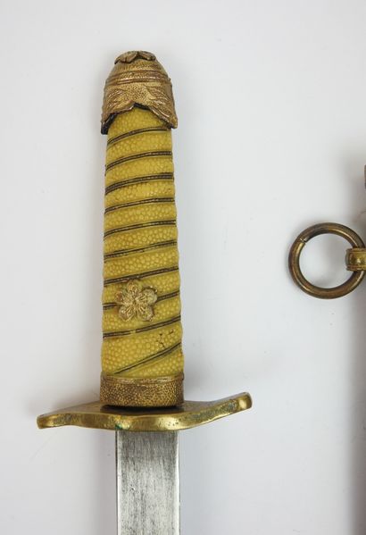 JAPON. Dague d'officier de la marine impériale...