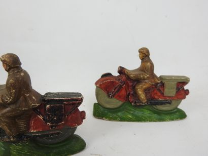 JOUETS. JRD, suite de 5 figurines en composition...