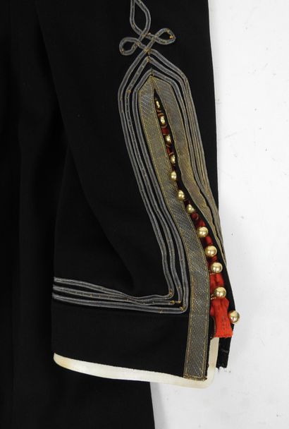 FRANCE. Tenue modèle 1931 de capitaine du...