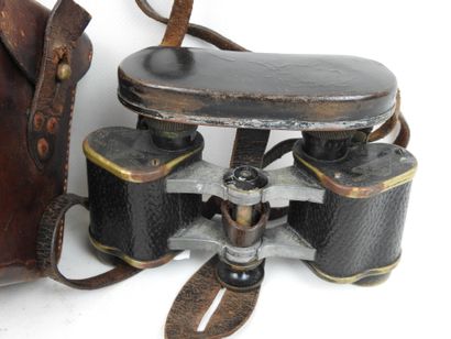 GERMANY. Pair of Dienstglas DF 03 binoculars...