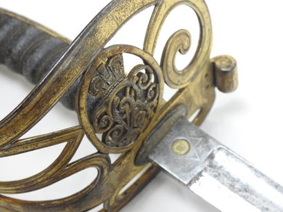 ANGLETERRE. Sabre d'officier d'infanterie...