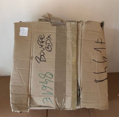 1 carton avec 3 gros albums anciens (42 pages,...