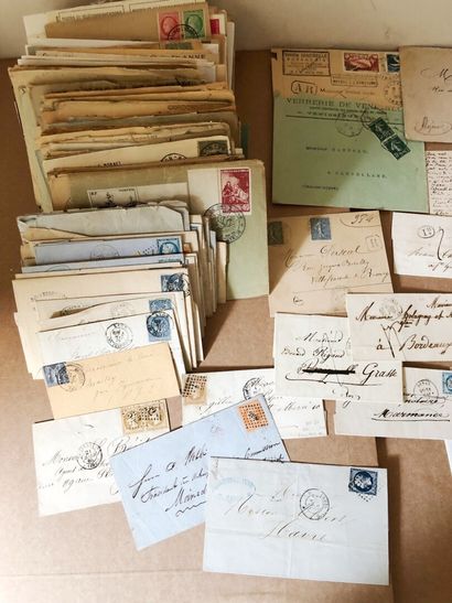 1 boite à chaussure avec + de 900 lettres...