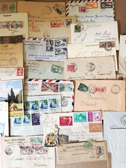 1 boite a chaussures avec plus de 400 lettres...