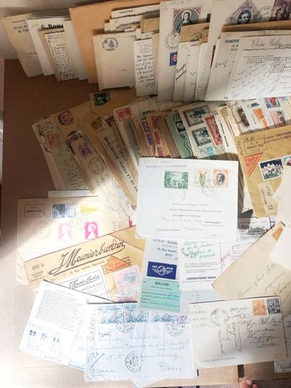 1 carton avec + 680 lettres et cartes postales,...