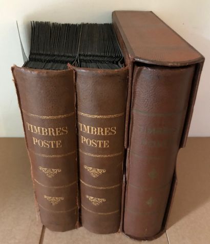 1 carton avec 3 gros albums anciens (42 pages,...