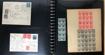 2 classeurs dont 1 Safe avec lettres de timbres...