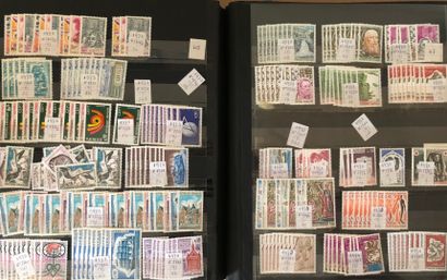 4 albums d'un petit stock de France 1920/1978...