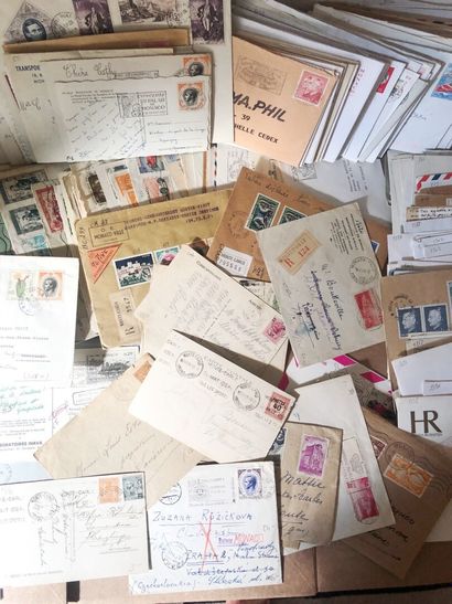 1 carton avec + 680 lettres et cartes postales,...