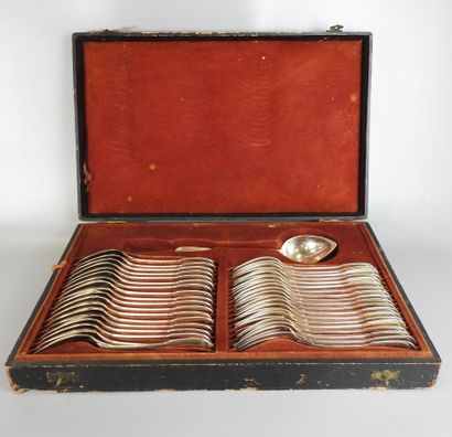 MENAGERE comprising 18 silver cutlery pieces,...