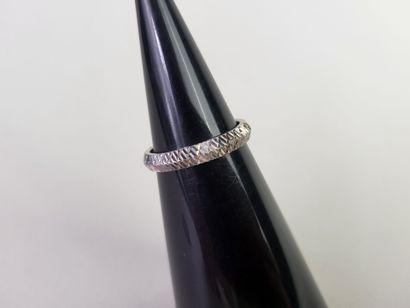 Lot of 2 wedding rings in 18K (750°/°°) white...