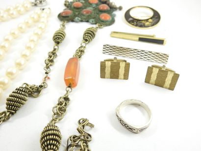 Fancy lot including necklaces, ring, tie...