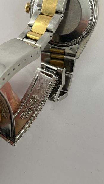 ROLEX
OYSTER PERPETUAL DATE 33mm steel and...