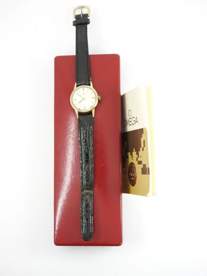 OMEGA: Lady's watch case in yellow gold 750...
