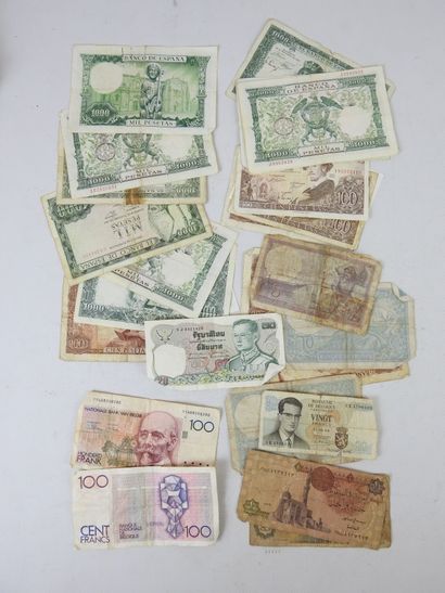 LOT of banknotes including Spain, Belgium,...