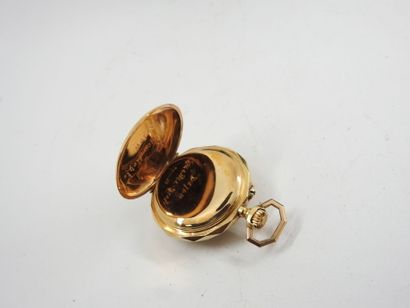 WATCH OF NECK in yellow gold 750 thousandths....