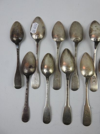 TWENTY COFFEE SPoons in silver model plain....
