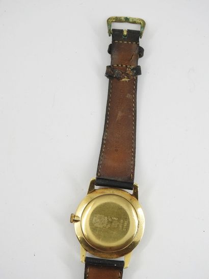 LIP watch of man case in yellow gold 750...