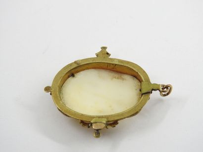 CAMEE PENDANT in gilt metal decorated with...