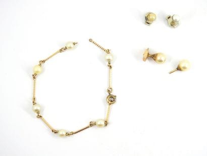 BRACELET in yellow gold 750 thousandth decorated...