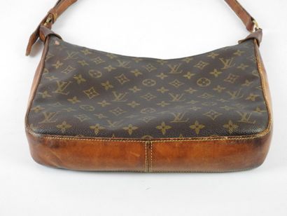 LOUIS VUITTON-PARIS: Bagatelle shoulder bag...