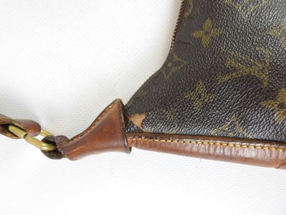 LOUIS VUITTON-PARIS: Bagatelle shoulder bag...