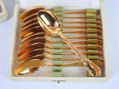 FRANCOIS FRIONNET : Twelve cake forks and...