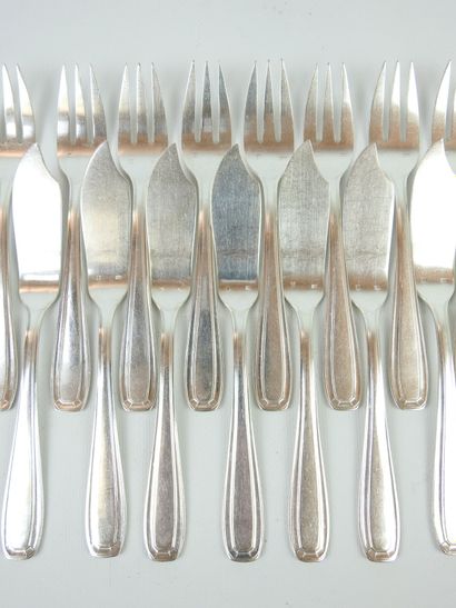 TWELVE FISH CUTLERY in silver plated metal....
