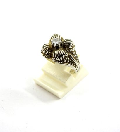 RING in white gold 750 thousandths decorated...