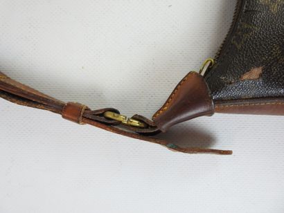 LOUIS VUITTON-PARIS: Bagatelle shoulder bag...
