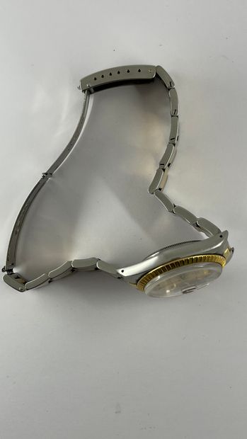 ROLEX
OYSTER PERPETUAL DATE 33mm steel and...
