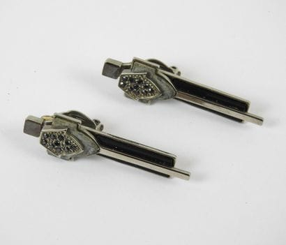 SCHERRER PARIS : Pair of ear clips in the...