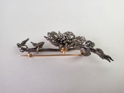 18K (750°/°°) yellow gold and silver (800°/°°)...