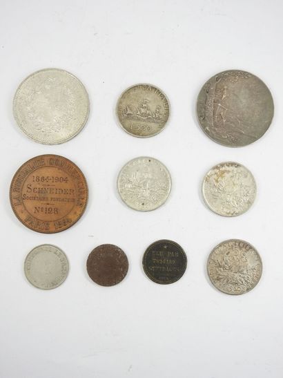 Lot of silver coins including 1x50F Hercules...