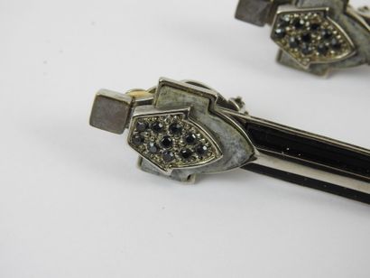 SCHERRER PARIS : Pair of ear clips in the...