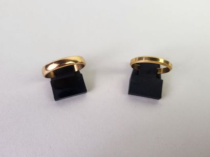 Lot of 2 wedding rings in 18K yellow gold...