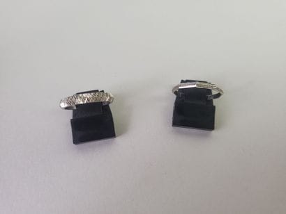 Lot of 2 wedding rings in 18K (750°/°°) white...