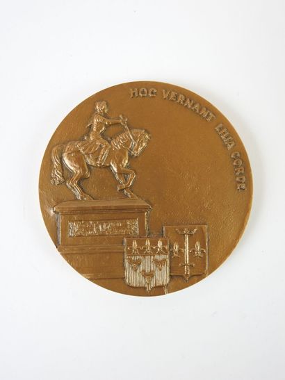 Bronze medal of the city of Orleans for Joan...