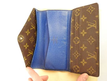 LOUIS VUITTON-PARIS: Wallet 