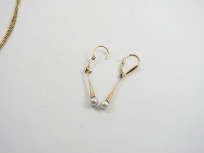 SET of yellow gold 750 thousandth and pearls...