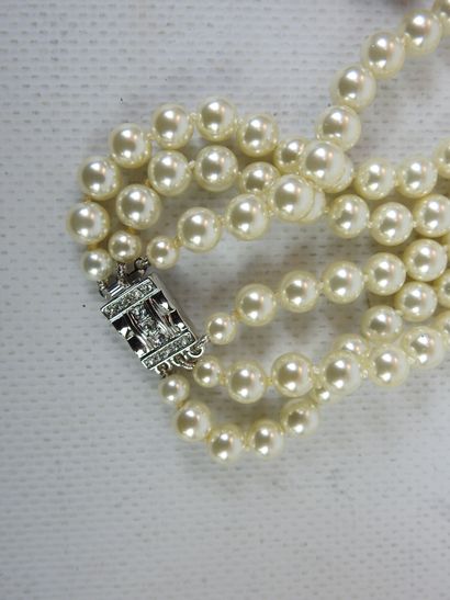 LOT of fancy pearl necklaces. 