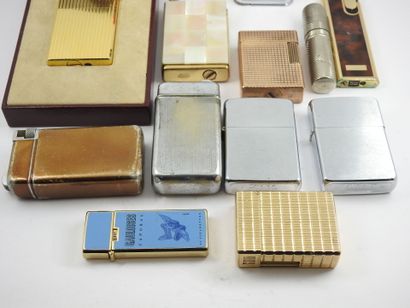 COLLECTION 13 lighters including a Myon in...