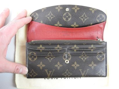 LOUIS VUITTON-PARIS : Wallet 