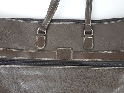 LANCEL : Travel bag. 45 x 65 cm. Wear
