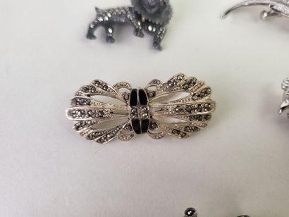 Lot of 6 antique silver brooches (800°/°°...
