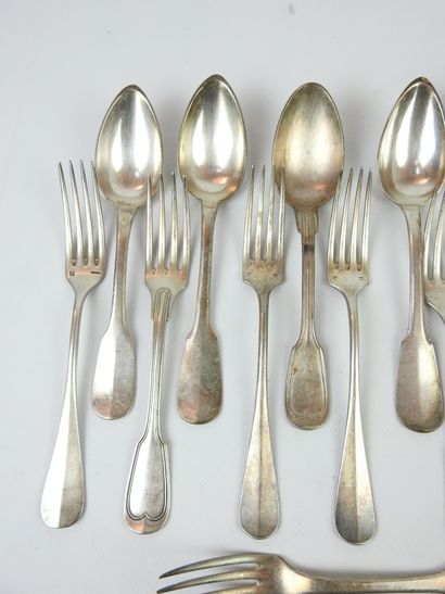 COUVERTS in silver plated metal including...