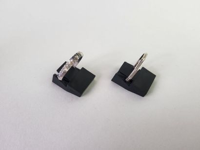 Lot of 2 wedding rings in 18K (750°/°°) white...