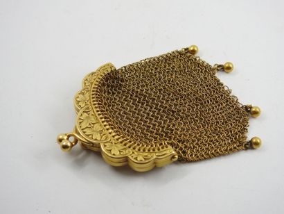 Mesh purse in yellow gold 750 thousandths....